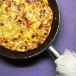 Frittata di patate, peperoni e scamorza affumicata