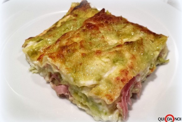 LASAGNE ALLA CREMA DI ASPARAGI E PROSCIUTTO COTTO