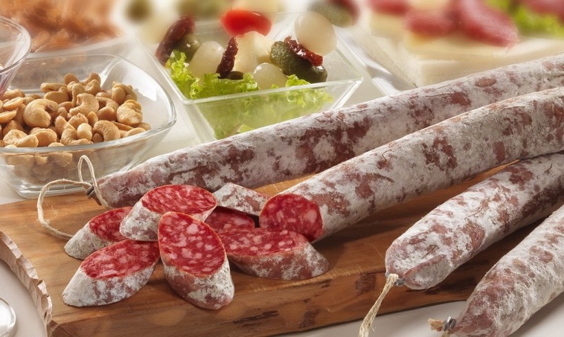 Salsiccia passita - la salsiccia tipica romagnola dal gusto dolce e delicato