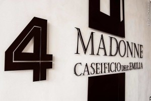 caseificio4madonne_insegna_28