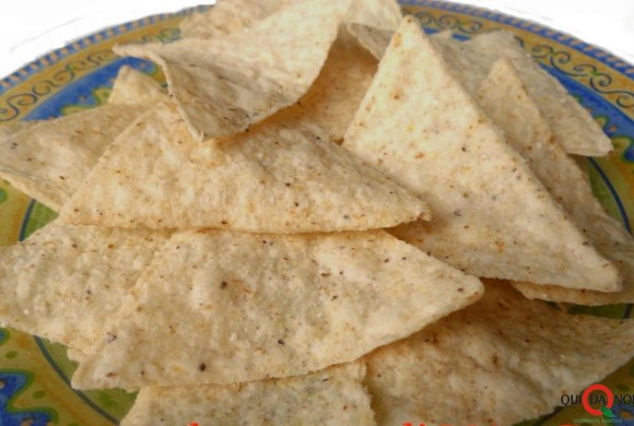 CHIPS DI TORTILLA E SALSA GUACAMOLE