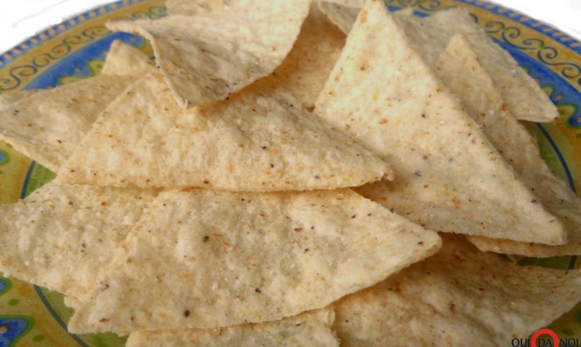 CHIPS DI TORTILLA E SALSA GUACAMOLE