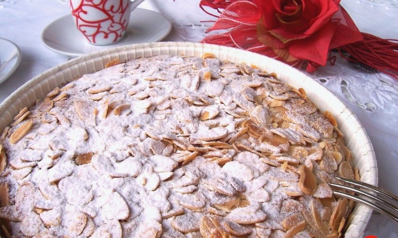 TORTA DI MANDORLE E CAROTE