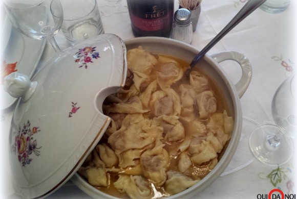 TORTELLI IN BRODO