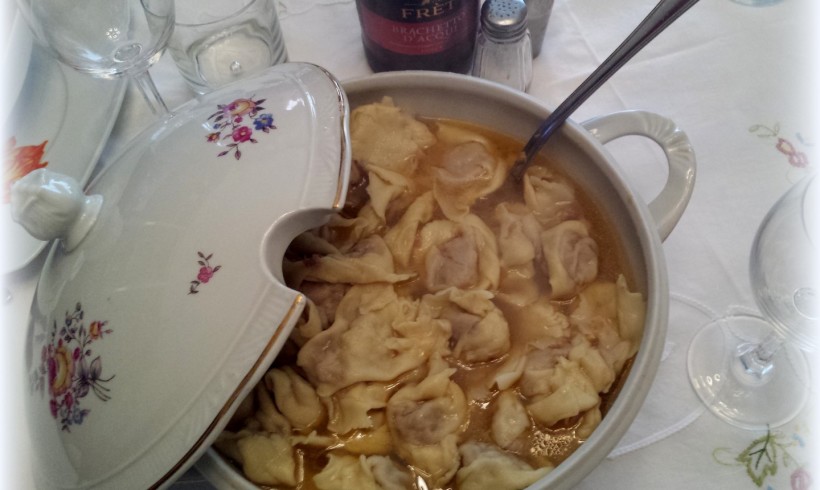 TORTELLI IN BRODO