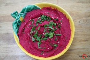 Hummus di barbabietole