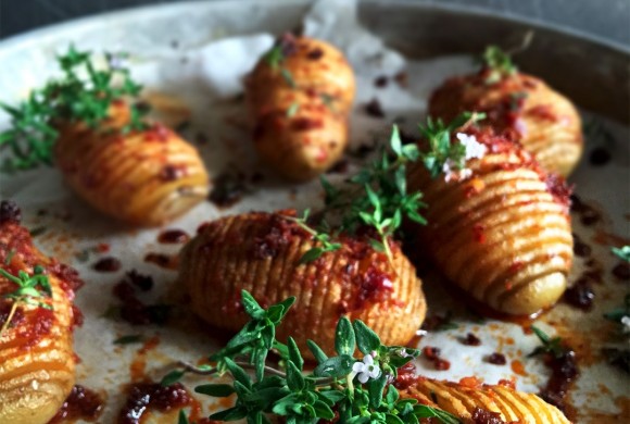 PATATE NOVELLE HASSELBACK CON ‘NDUJA DI SPILINGA E TIMO