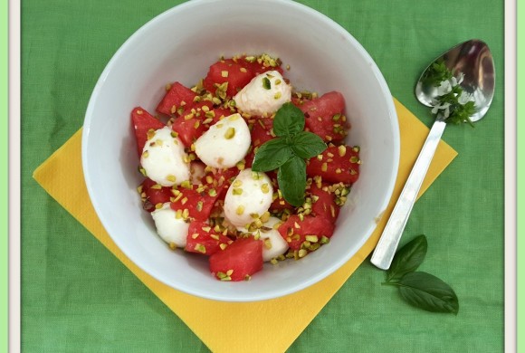 CAPRESE DI ANGURIA IN INSALATA