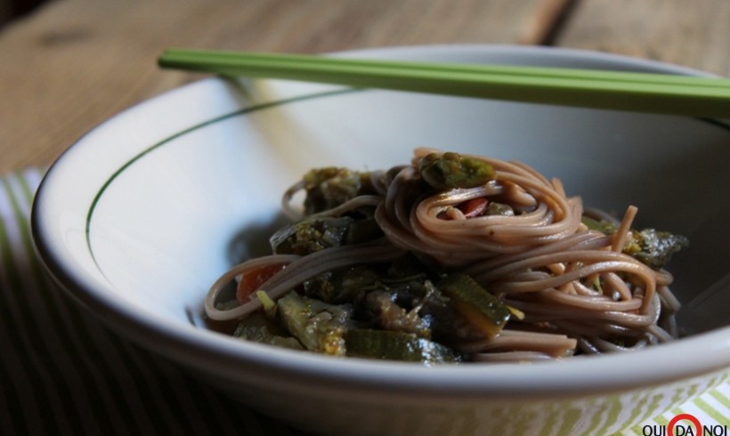 SOBA CON VERDURE STUFATE