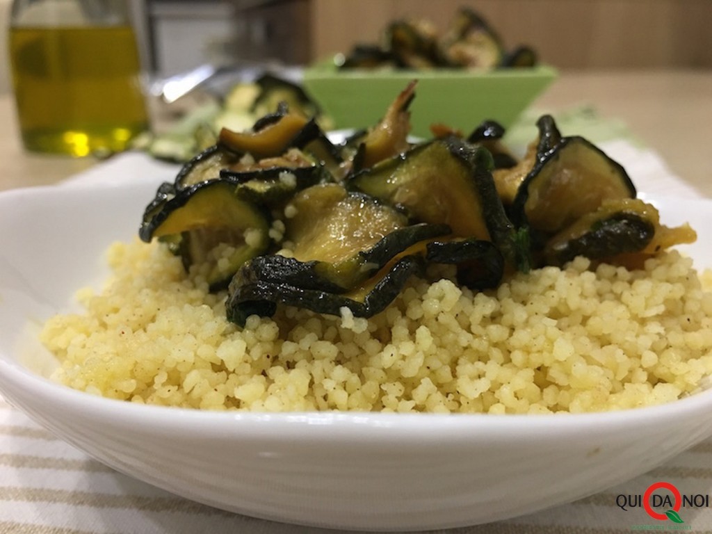 cous-cous-alla-cannella-con-zucchine-trifolate