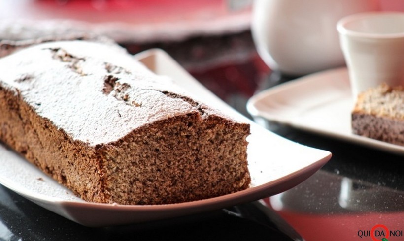 Plumcake integrale allo yogurt di melagrana