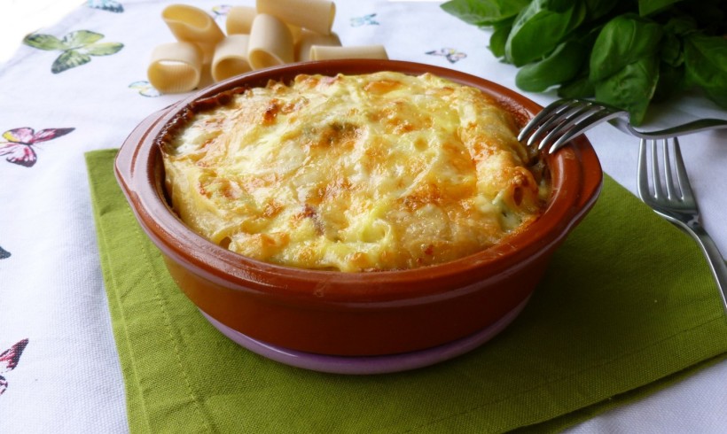 TIMBALLO DI PACCHERI E CACIOCAVALLO