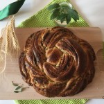 PANE INTRECCIATO ALLE ERBE AROMATICHE CON LIEVITO MADRE