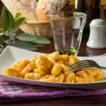 Gnocchi al patè di tinca affumicata