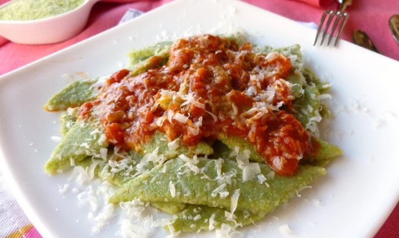 Una pasta tricolore. I maltagliati con farina di piselli