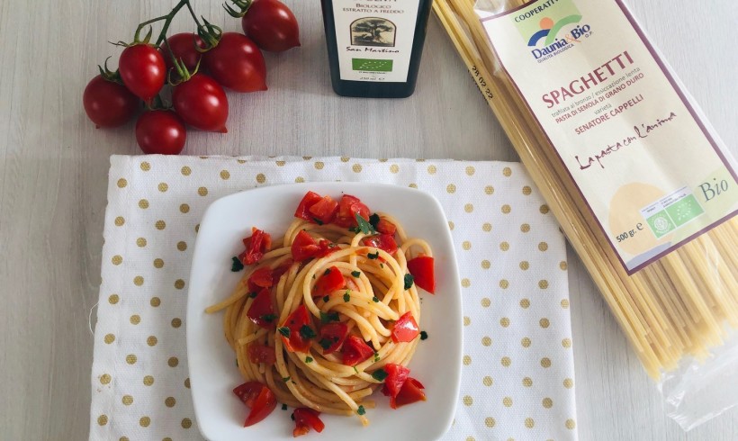 Spaghetti al pomodoro con colatura di alici