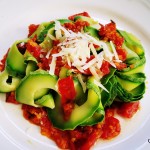 Pappardelle di zucchine al pomodoro fresco