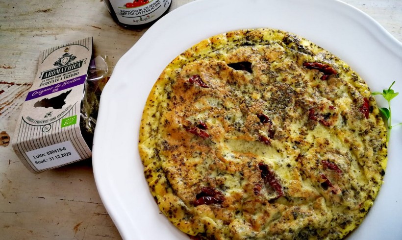 Omelette all’origano e pomodorini secchi