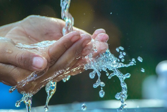 Quattro consigli utili per sprecare meno acqua tra le mura domestiche