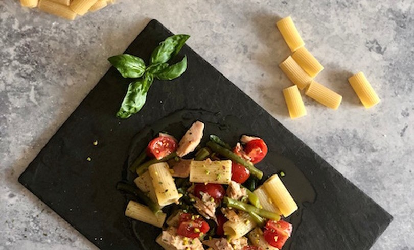 Insalata di rigatoni terra e mare