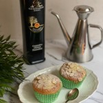 Muffin all’olio extra vergine di oliva, mandorle e uvetta