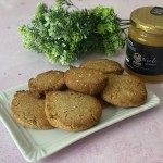 Biscotti alle nocciole con miele e spezie